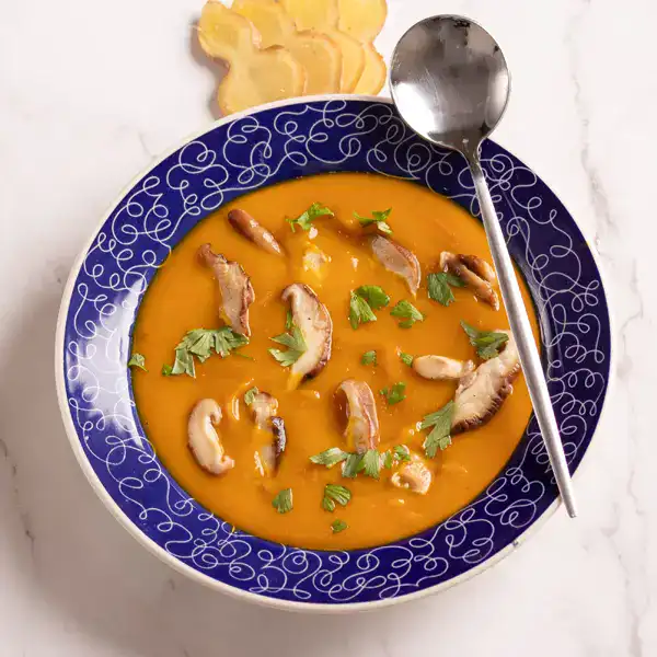 Creme de abóbora e cenoura com shitake