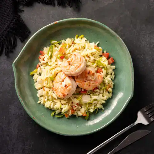 Camarão com abacaxi e arroz basmati